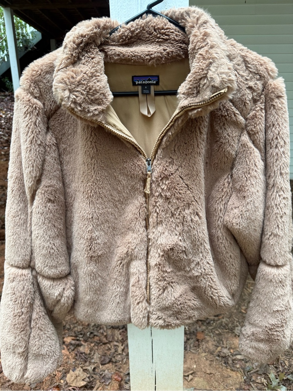 Patagonia Women's Plush Teddy Jacket in Light Brown